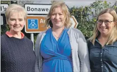  ??  ?? Kirsten Logue from Highlands and Islands Enterprise, centre, met with Ardchattan Centre directors Breege Smyth, left, and Sian Griffiths this week.