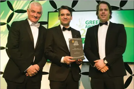  ??  ?? Pictured receiving the award from Gavin Whitaker are John Durkan, Head of Sustainabi­lity ABP and Barry O’Donovan Sustainabi­lity Manager ABP.