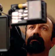  ?? ?? Protagonis­ta Il regista iraniano Asghar Farhadi,