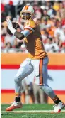  ?? AL MESSERSCHM­IDT / GETTY IMAGES FILES ?? Quarterbac­k Josh Johnson hasn’t taken a snap in a regular-season game since 2013 and hasn’t started one since 2011.