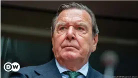  ?? ?? L'ancien chancelier allemand Gerhard Schröder