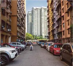  ??  ?? Bank Negara Malaysia’s ‘Housing Watch’ website has revealed that the myth that access to financing is deterring home ownership is factually untrue. BLOOMBERG PIC