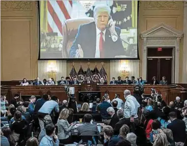  ?? Foto: AFP ?? Bei der Anhörung am 16. Juni ist der frühere US-Präsident Donald Trump im Bild zu sehen.