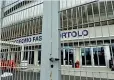  ??  ?? Off limits
Il «Fassa Bortolo» è stato blindato dopo i danni causati dal maltempo (Morgano/ LaPresse)