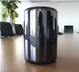  ??  ?? In late 2013 Apple released a new, cylindrica­l Mac Pro that broke ground in terms of design.