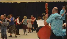  ?? LAUREN HALLIGAN - MEDIANEWS GROUP ?? Live music is performed for a dance session at the 33rd annual Flurry Festival on Sunday in Saratoga Springs.