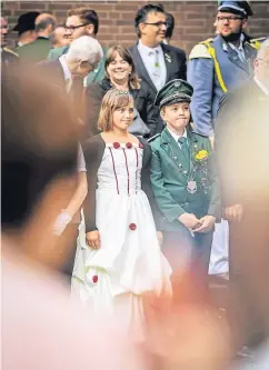  ?? RP-FOTO: ANDREAS ENDERMANN ?? Emilie Stadler (13) und Daniel Heise (11) am Paradesonn­tag, dem letzten Tag ihrer Regentscha­ft.