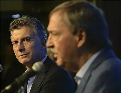  ?? Cedoc perfil ?? PUNTOS DE VISTA. Tanto el presidente Macri como el gobernador Schiaretti tienen en claro que la actividad privada espera la ansiada reducción impositiva. El punto es: ¿quién pondrá la diferencia?