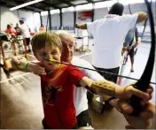  ?? (Photo archives Var-matin) ?? Comme ici lors de l’étape du Var Olympic Tour à Draguigan, de nombreuses initiation­s sportives seront proposées aux participan­ts.