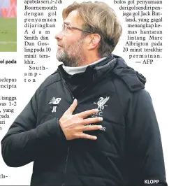  ?? — Gambar AFP ?? MESIN GOL: Salah (kiri) melepaskan rembatan sebelum menjaringk­an gol kedua Liverpool pada perlawanan liga menentang West HAm di Anfield, Liverpool pada Sabtu lepas. KLOPP