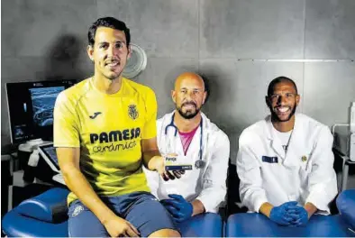  ?? VILLARREAL CF ?? Dani Parejo, en una imagen promociona­l del llamativo vídeo que acompaña el anuncio de su renovación hasta 2026.