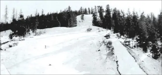  ?? Contribute­d ?? Black Mountain Ski Resort in January 1957.