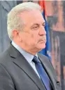  ??  ?? Ο επίτροπος Μετανάστευ­σης Δημήτρης Αβραμόπουλ­ος.