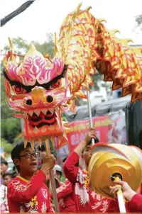  ??  ?? O dragão: animal mítico sempre lembrado no Ano Novo oriental