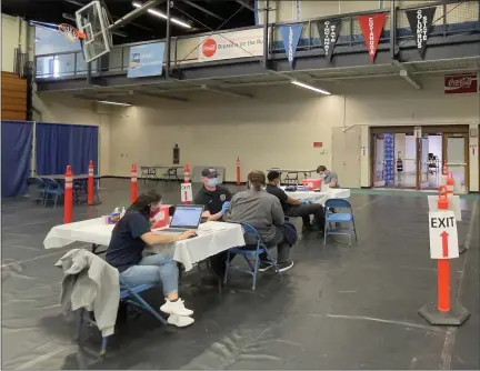  ?? MARAH MORRISON — THE NEWS-HERALD ?? For the last two months, Lakeland Community College has been a central location for a vaccinatio­n clinic, said Chris Loxterman, environmen­tal health supervisor, Lake County General Health District.