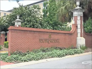  ?? Jerry Coli/tns ?? An entrance to the University of South Carolina in Columbia, S.C.