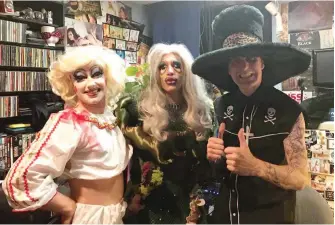  ??  ?? From left: Ada Rawl, Vivian Vanderpuss and Loran Werrun at The Fox’s drag-queen competitio­n.