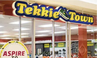  ?? PICTURE: BLOOMBERG ?? DISPUTE: The acrimony continues between Tekkie Town’s former chairperso­n and Steinhoff Africa Retail.