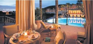  ??  ?? ●●Cabana dining at The Resort at Pelican Hill