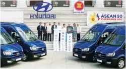  ??  ?? SUMMIT TRANSPORTE­R– As the Official Mobility Partner of the ASEAN 50 Summit and the ASEAN Business and Investment Summit in November, Hyundai will deploy 50 H350 luxury vans to serve the transport needs of the delegates to the two events.