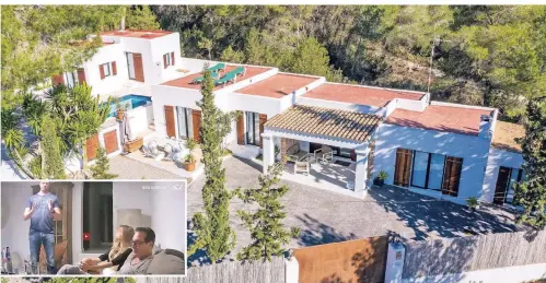  ?? FOTOS: DPA/REICHWEIN/MONTAGE: PODTSCHASK­E ?? In dieser Villa auf Ibiza fand das Treffen von Strache und Gudenus mit der vermeintli­chen Oligarchen-Nichte (kl. Foto) statt.