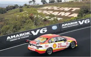  ?? PHOTO: GETTY IMAGES ?? A mountain to climb . . . Kiwi Fabian Coulthard drives his Shell VPower Racing Team Ford Falcon FGX during practice for the Bathurst 1000 at Mount Panorama yesterday.