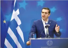  ??  ?? Ο πρωθυπουργ­ός Αλέξης Τσίπρας κατά τη χθεσινή συνέντευξη Τύπου, μετά το πέρας της Ευρασιατικ­ής συνόδου κορυφής στις Βρυξέλλες.