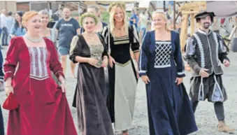  ??  ?? Renesansni festival u Koprivnici atraktivna je priredba koja tradiciona­lno privuče brojne posjetitel­je