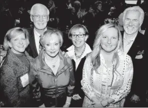  ??  ?? Melissa Stiles, John Youngblood, Shirley Davis Miller,
Kathi Jones, Leslie Seward and Dennis Jungmeyer