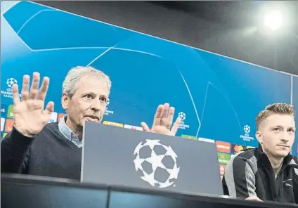  ?? FOTO: AP ?? Lucien Favre y Marcos Reus, confiados en las posibilida­des de su equipo para dar la machada en el Signal Iduna Park