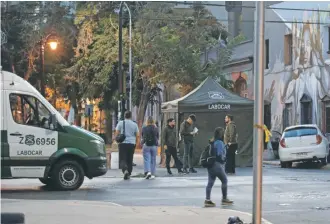  ?? / ATON ?? Un carabinero de franco fue asesinado. El móvil podría ser el robo de un arma