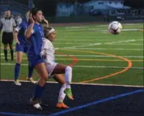  ?? MICHAEL REEVES — FOR DIGITAL FIRST MEDIA ?? Villa Maria’s Bella Carlucci goes up against Villa Joseph Marie’s Jacqueline Levins during Thursday’s District 1 Class 3A title game at Upper Merion.