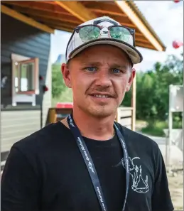  ?? FOTO: ARE BERGSET ELVESTAD ?? Vegard Pedersen fra Skjervøy er daglig leder i nyetablert­e Tromsø countryfes­tival.