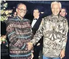  ?? Picture: Supplied ?? Designer Sonwabile Ndamase with Mandela.