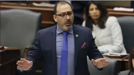  ?? ANDREW FRANCIS WALLACE, TORONTO STAR ?? Energy Minister Glenn Thibeault asked distributo­rs to voluntaril­y halt disconnect­ions.