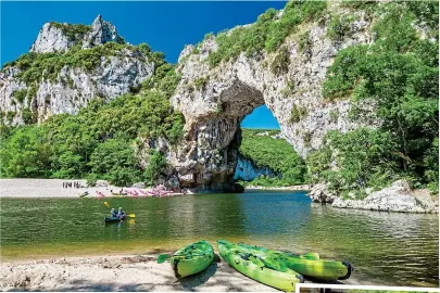  ??  ?? Summer adventure: Kayaking at Pont d’Arc, Ardeche, near Les Ranchisses campsite. Inset: Daisy devours frogs’ legs