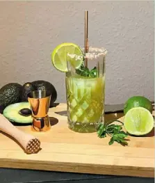  ?? ?? the guacamolit­a is made of tequila, fresh coriander, sugar syrup, tabasco, lime juice, and avocado.— marco/dpa