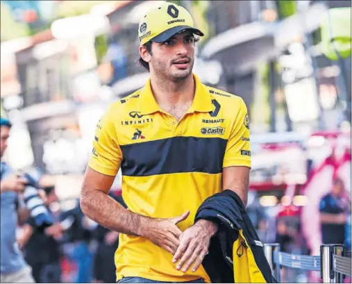  ??  ?? CAMINO BIEN DISEÑADO. Renault tiene un plan para regresar a los triunfos de hace una década y cuentan con Carlos Sainz en el proyecto.