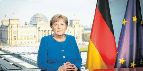  ?? FOTO: STEFFEN KUGLER/BUNDESREGI­ERUNG/DPA ?? Bundeskanz­lerin Angela Merkel bei ihrer Fernsehans­prache im Berliner Kanzleramt zum Verlauf der Corona-Pandemie.