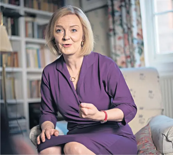  ?? ?? Liz Truss, in her Westminste­r campaign HQ, says she wants to run a positive campaign