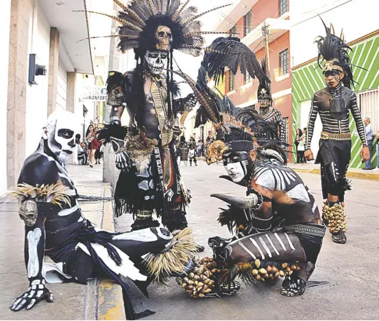  ?? Ángel Galindo ?? La magia de la danza indígena prehispáni­ca se vivió en Comonfort./