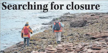  ?? ERIC MCCARTHY/JOURNAL PIONEER ?? RCMP Cpl. Al Vincent said members of P.E.I. Ground Search and Rescue are covering stretches of beach multiple times looking for missing fishermen.
