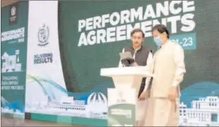  ?? ?? ISLAMABAD
Prime Minister Imran Khan digitally signing performanc­e agreements with Ministers for FY 2021-23.
-APP