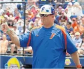  ?? ALONZO ADAMS/ASSOCIATED PRESS ?? Head coach Tim Walton and Florida will face Alabama today in the opening rounds of the NCAA Super Regional.