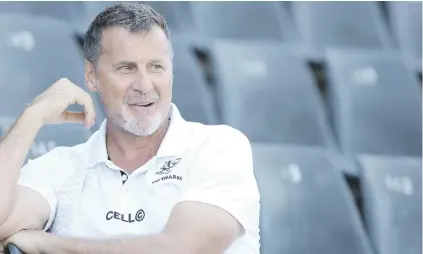  ?? Picture: Gallo Images ?? TAKING NOTHING FOR GRANTED. Sharks coach Robert du Preez is wary of the Brumbies pack ahead of their Super Rugby meeting in Canberra today.