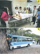  ?? FOTOS: MARIO URRUTIA ?? (1) La unidad fue decomisada. (2) Los heridos fueron atendidos de emergencia en el HEU. (3) El árbol destruyó la parte frontal del bus.