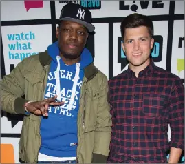  ??  ?? Michael Che and Colin Jost host “Saturday Night Live: Weekend Update”