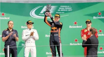  ??  ?? El podio del GP de México: Valtteri Bottas, Max Verstappen y Kimi Räikkönen