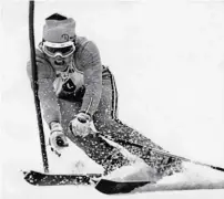  ?? BILD: SN/ARCHIV ?? Beim ZehnerkarR­iesentorla­uf in Obertauern brauchte man früher viel Mut. David Zwilling gewann hier vier Mal.