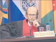  ??  ?? El vicepdte. de la Corte Interameri­cana de DD.HH., Eduardo Vio Grossi (chileno), cuestionó la millonaria demanda.